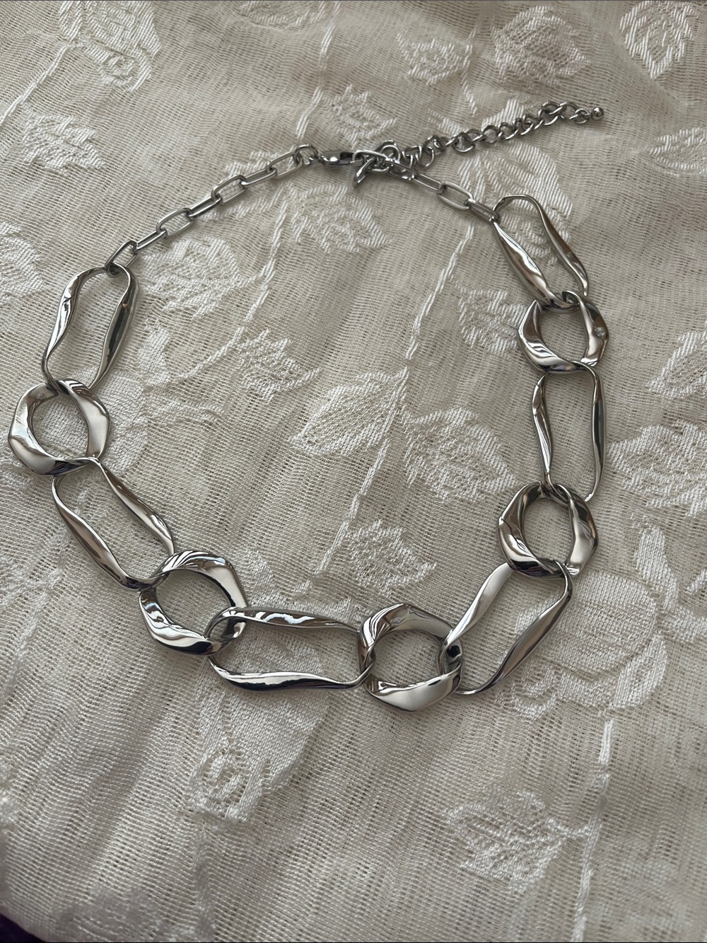 Silver Chunky Link Necklace - Women Jewelry - Picture 2 of 6